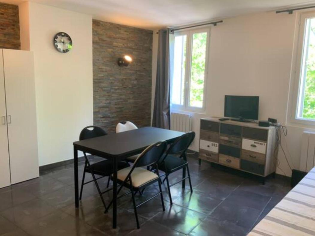 Apartment Centre Historique De - Face A La Mairie Frejus